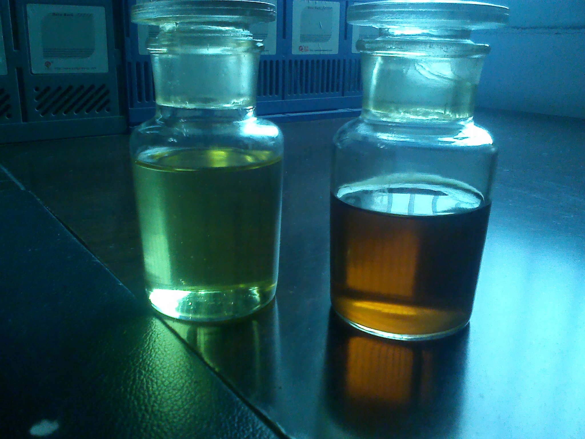 變壓器油凈化前面對比圖 變壓器油凈化前面對比圖